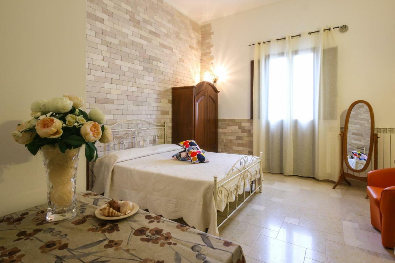Il Vicoletto Bed & Breakfast Пулзано Екстериор снимка
